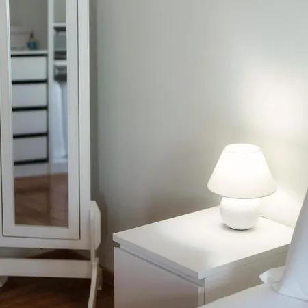 Lucino By Quokka 360 - With Large Terrace Appartement *